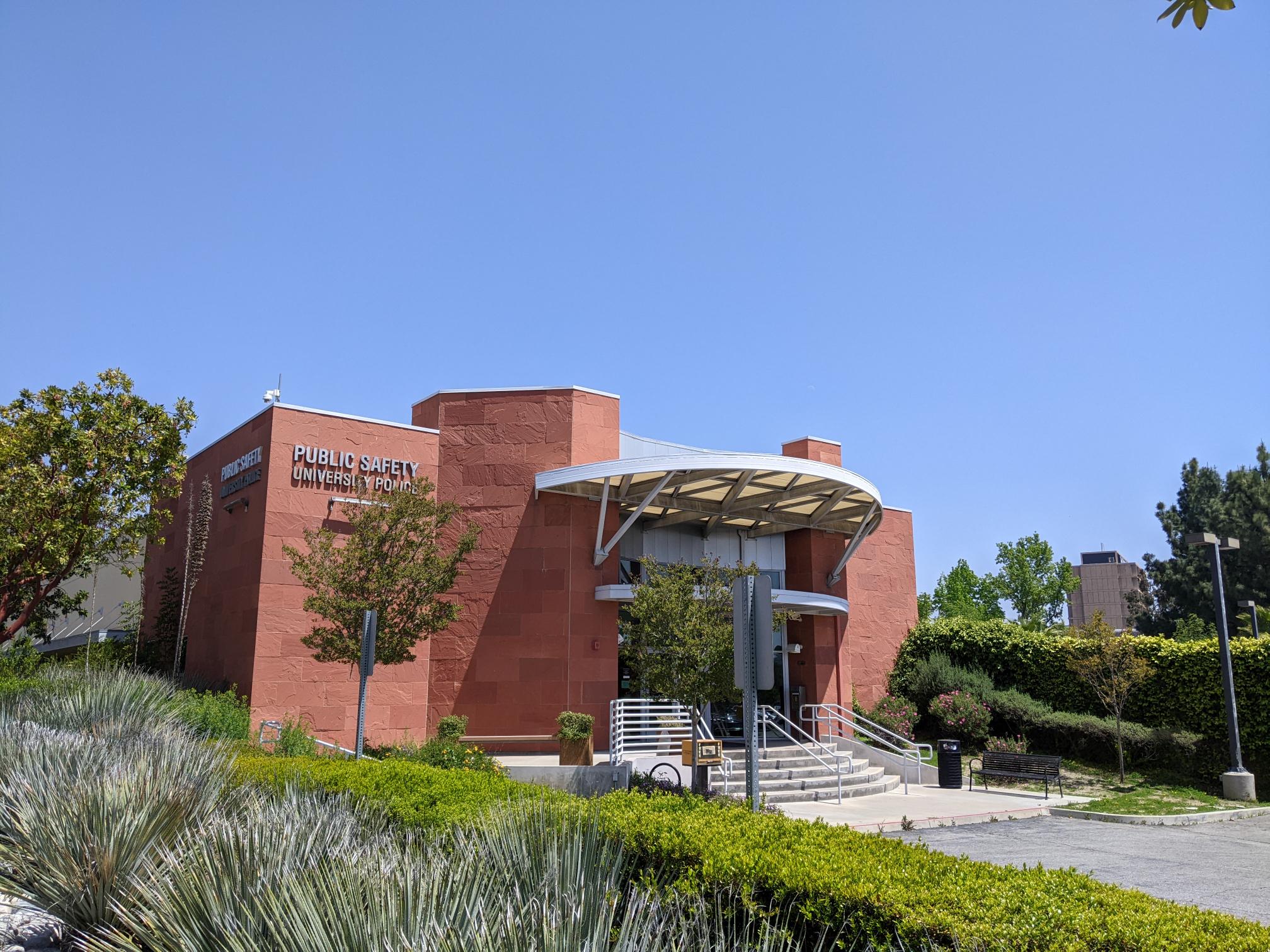 The University California State University, Los Angeles Modern